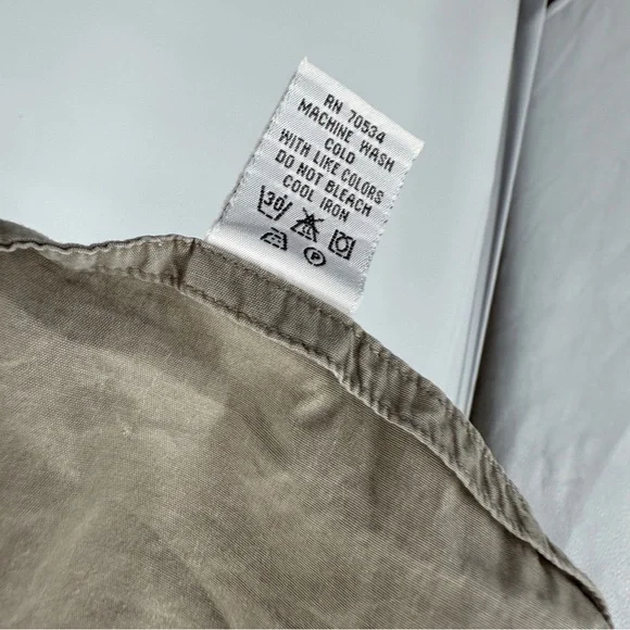 ORVIS Vintage Men's rugged shirt. Minimalist vibe. Broken in, no odor. - Picture 8 of 10